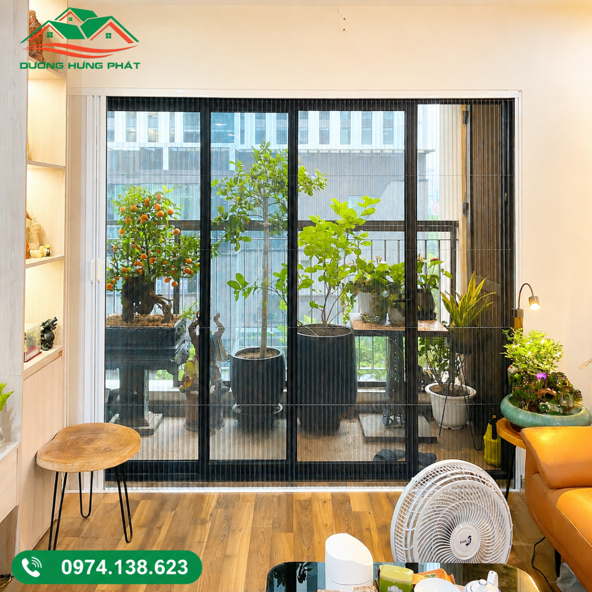 Không gian sống được lắp đặt cửa lưới chống muỗi